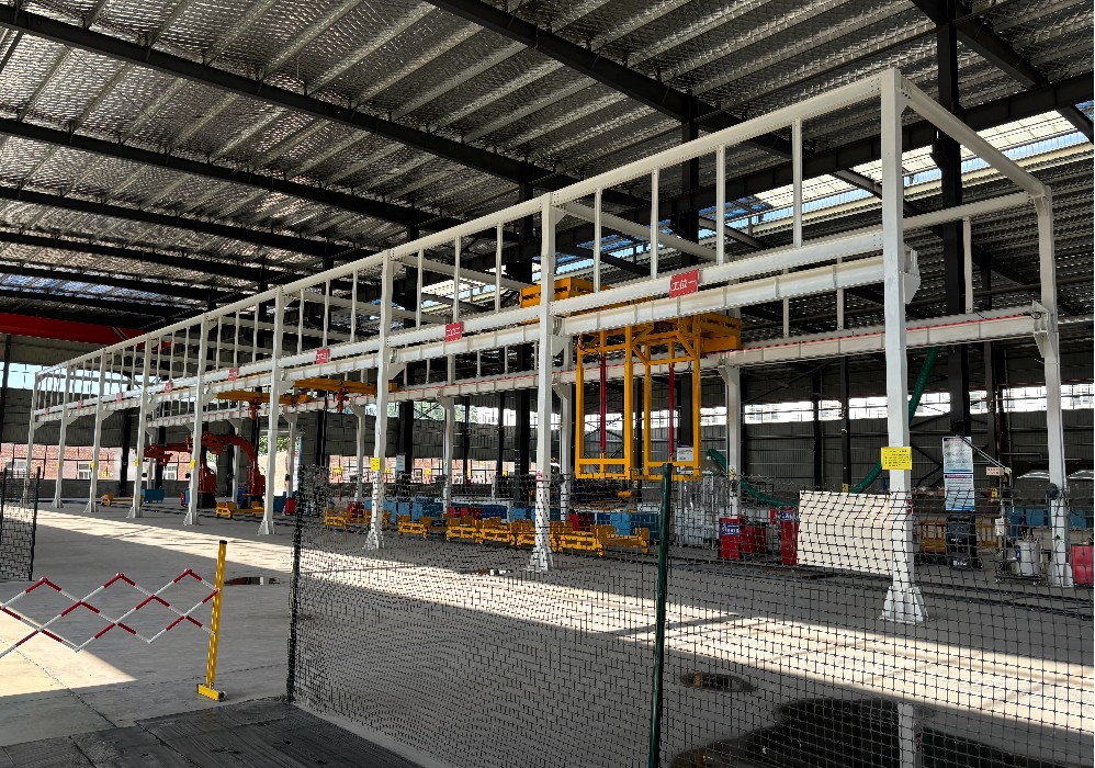 汽車拆解線！報(bào)廢車的‘融’身之地