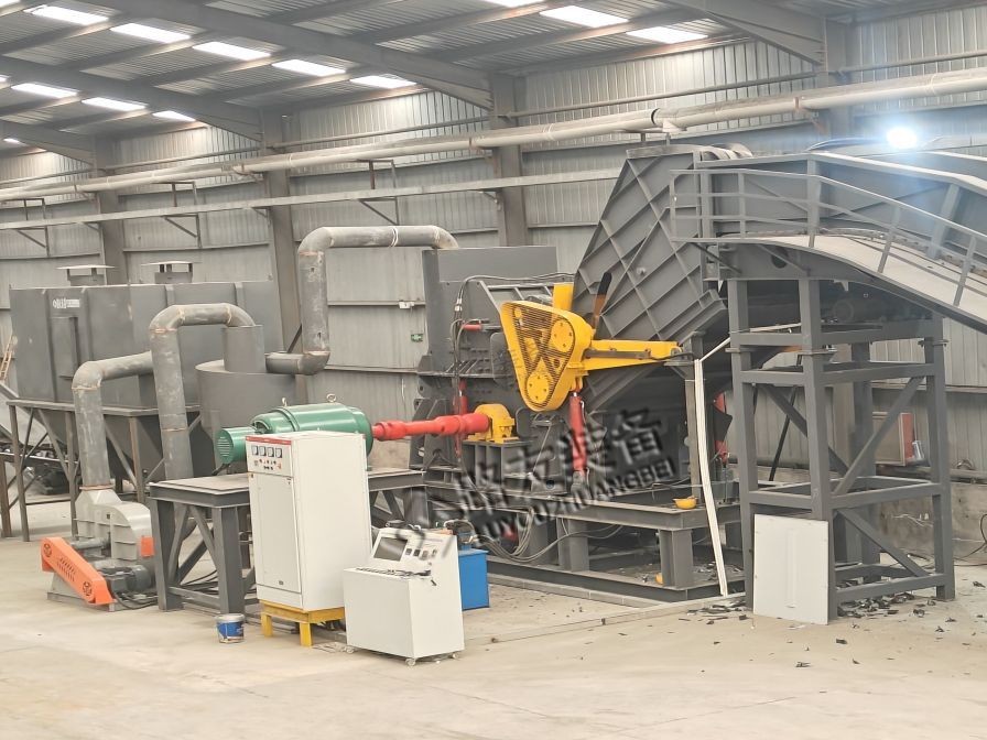 永城客戶(hù)使用450型破碎機(jī)對(duì)鋁合金邊角料進(jìn)行加工處理