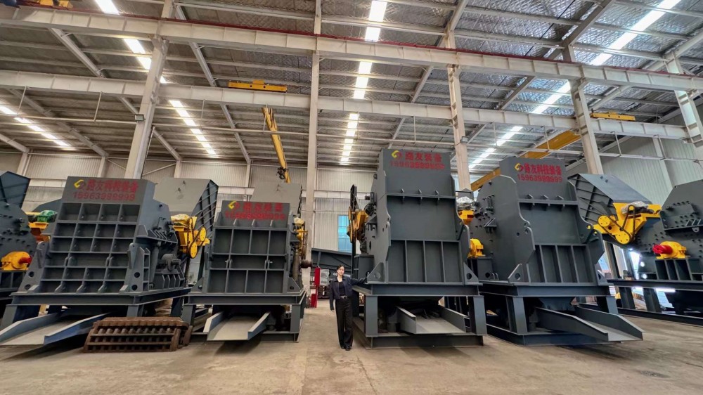 1400馬力屬于定制款，一般中等規(guī)模老板會(huì)選擇2000馬力或以上，考慮到給后續(xù)發(fā)展保留空間。