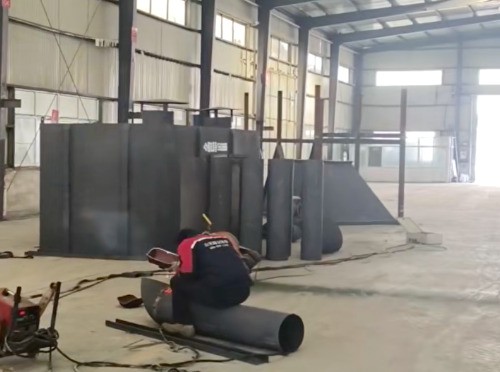 廢鋁破碎線和分選設(shè)備安裝現(xiàn)場(chǎng)