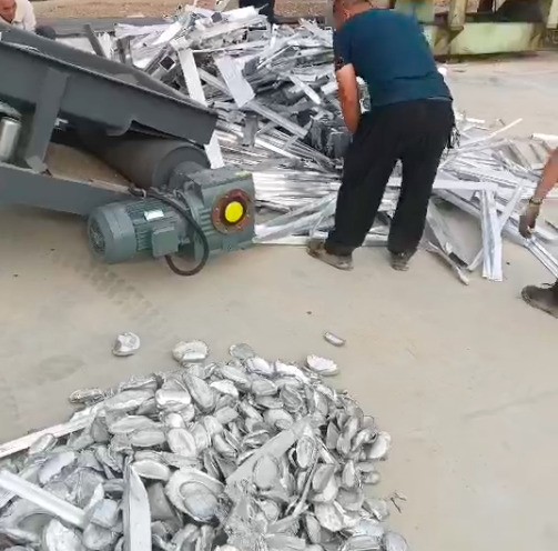 路友110kW斷橋鋁破碎線：從精準(zhǔn)上料到高效出料的全程視頻