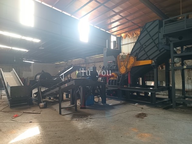 廣東200型破碎機(jī)交付