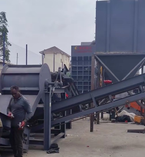 物流抵達(dá)客戶場(chǎng)地，卸貨啦～